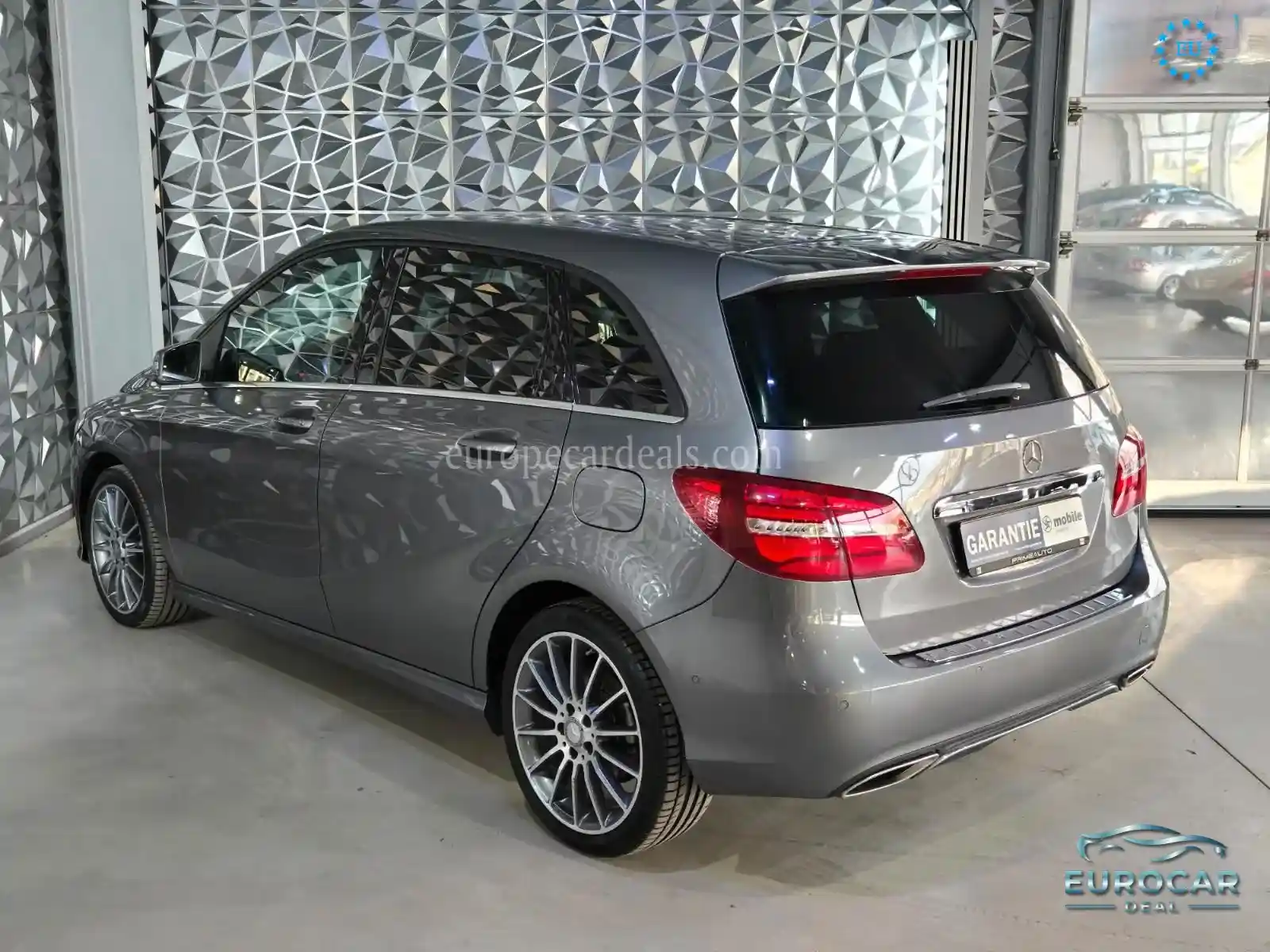 Mercedes-Benz B 200
