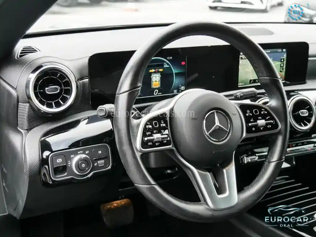Mercedes-Benz CLA 200 Shooting Brake