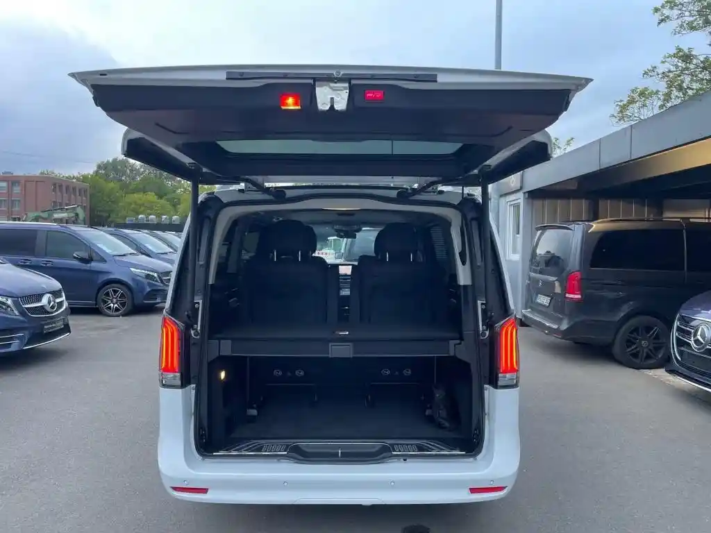 Mercedes-Benz V 300