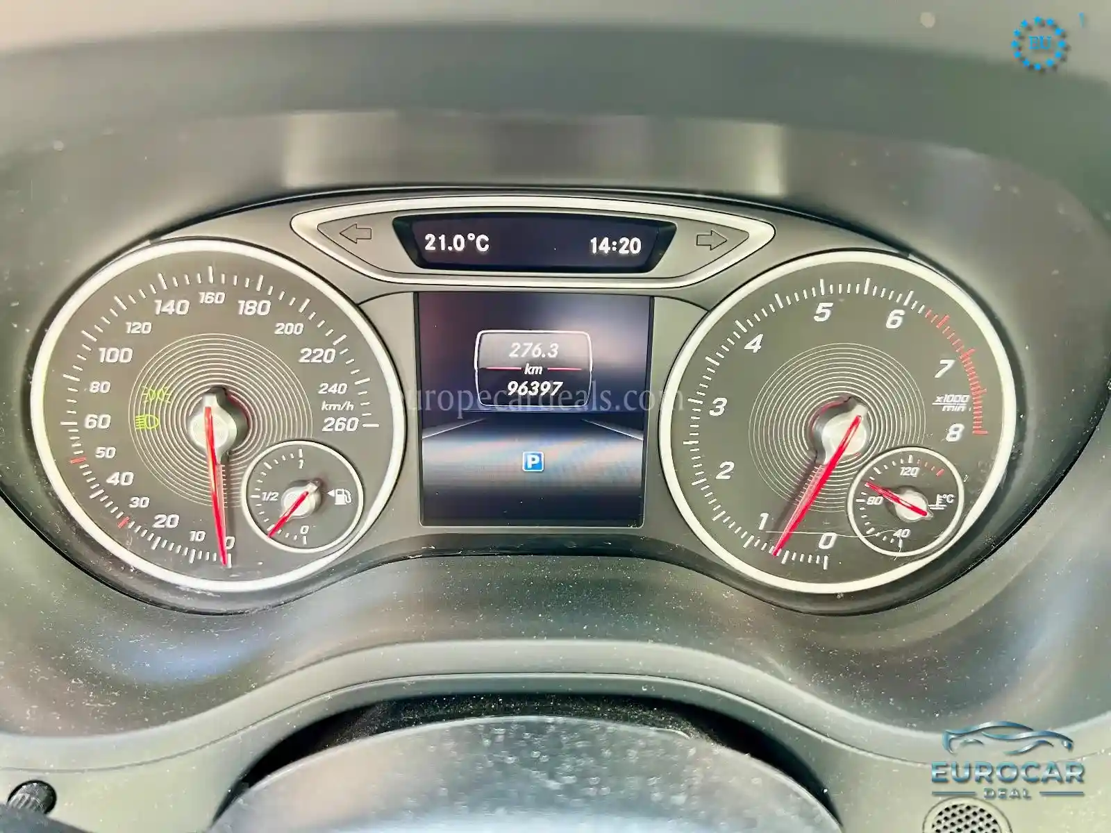 Mercedes-Benz B 180