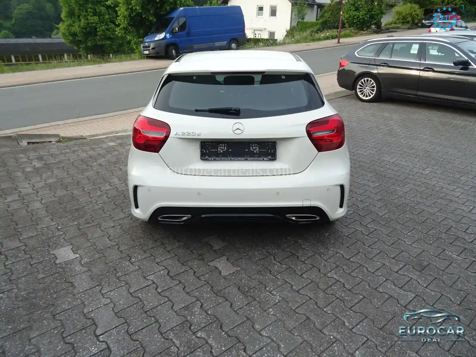 Mercedes-Benz A 220