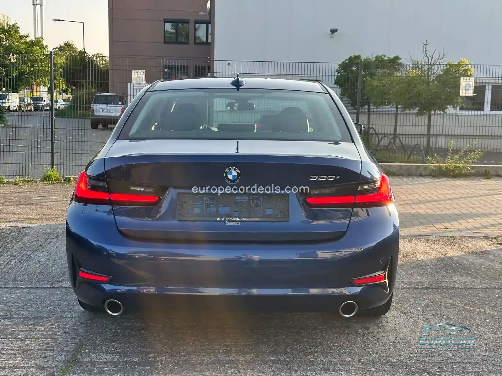BMW 320