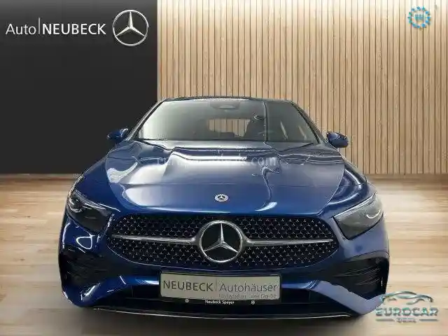 Mercedes-Benz A 220