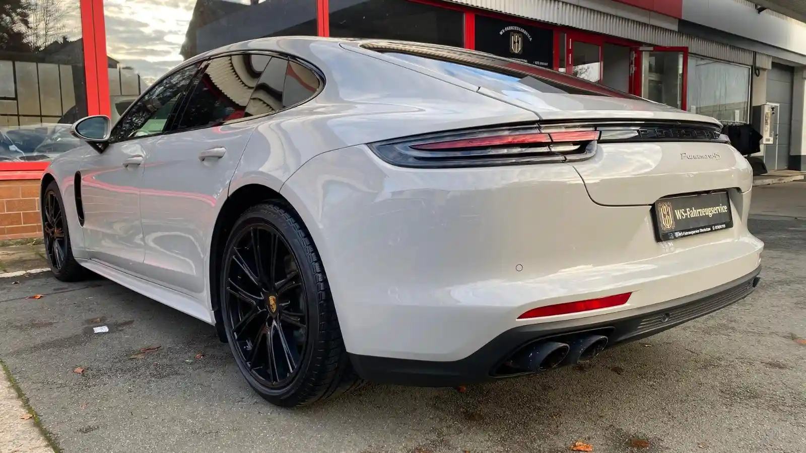 Porsche Panamera