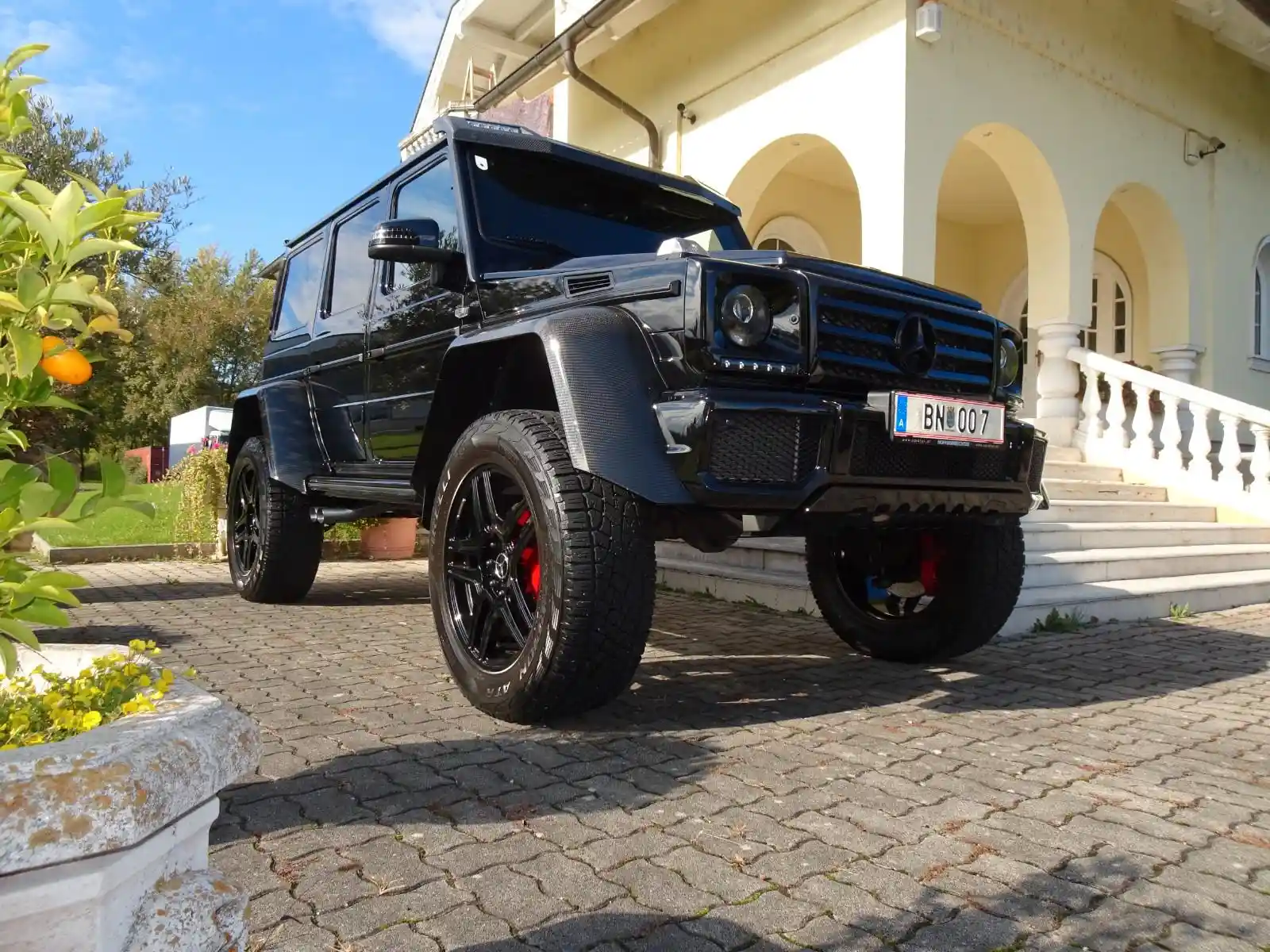 Mercedes-Benz G 500