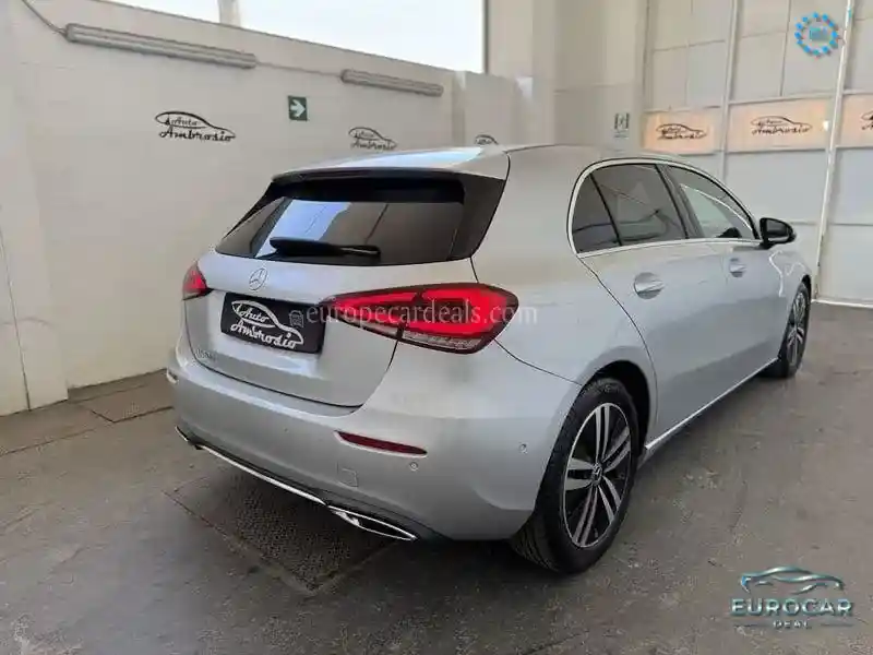 Mercedes-Benz A 180