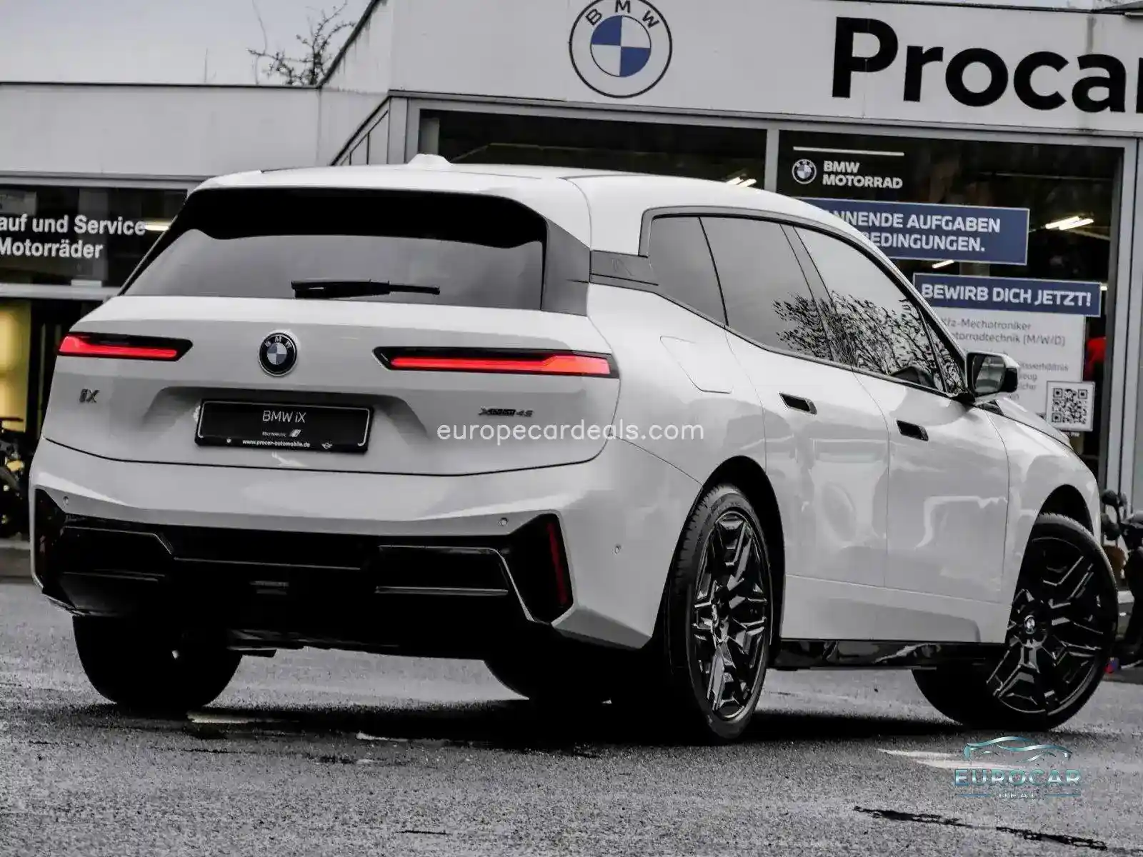 BMW iX