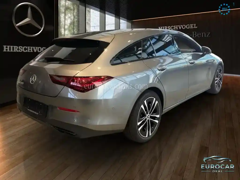 Mercedes-Benz CLA 200 Shooting Brake