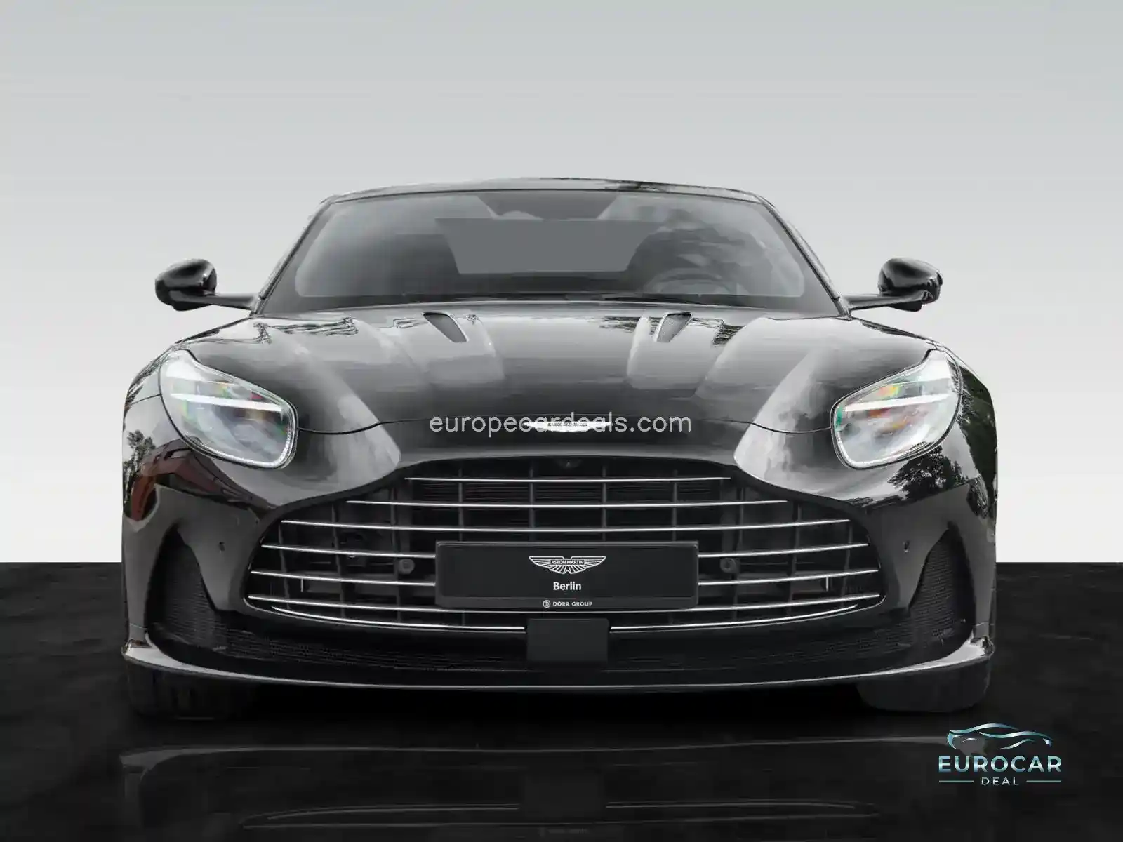 Aston Martin DB12