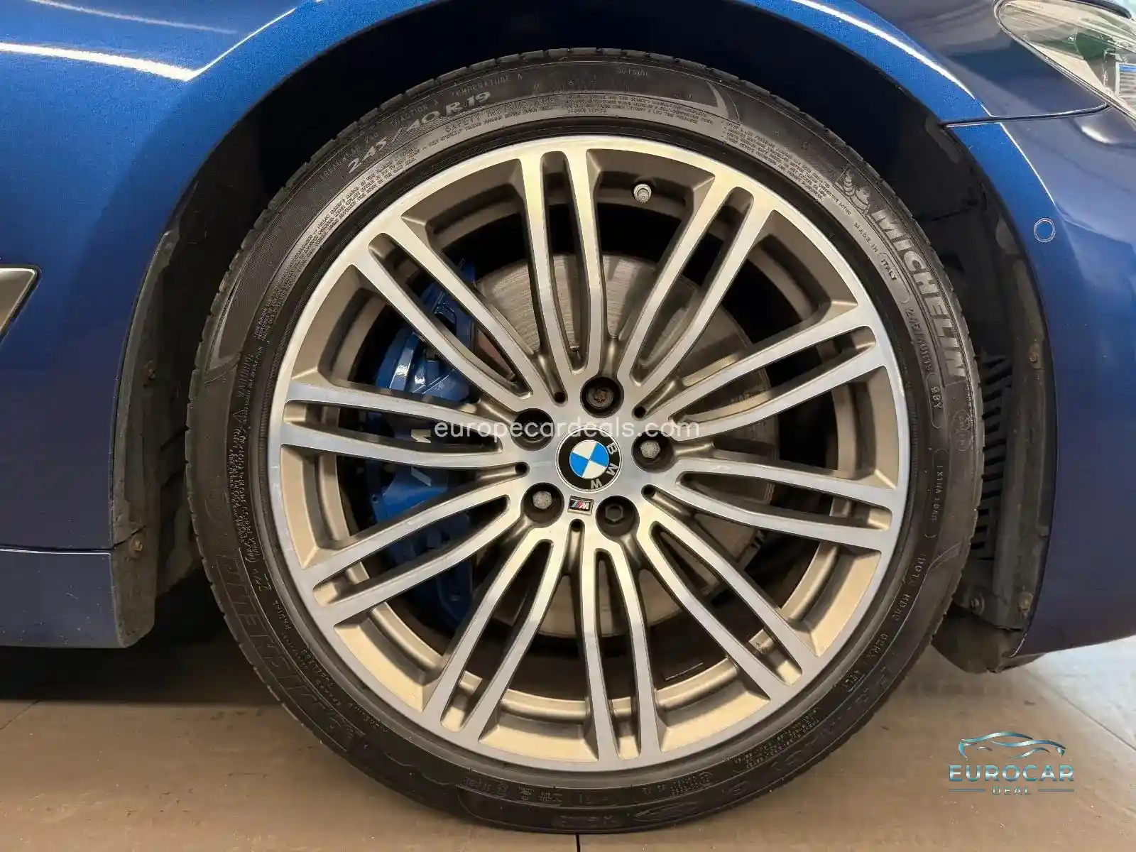 BMW M550