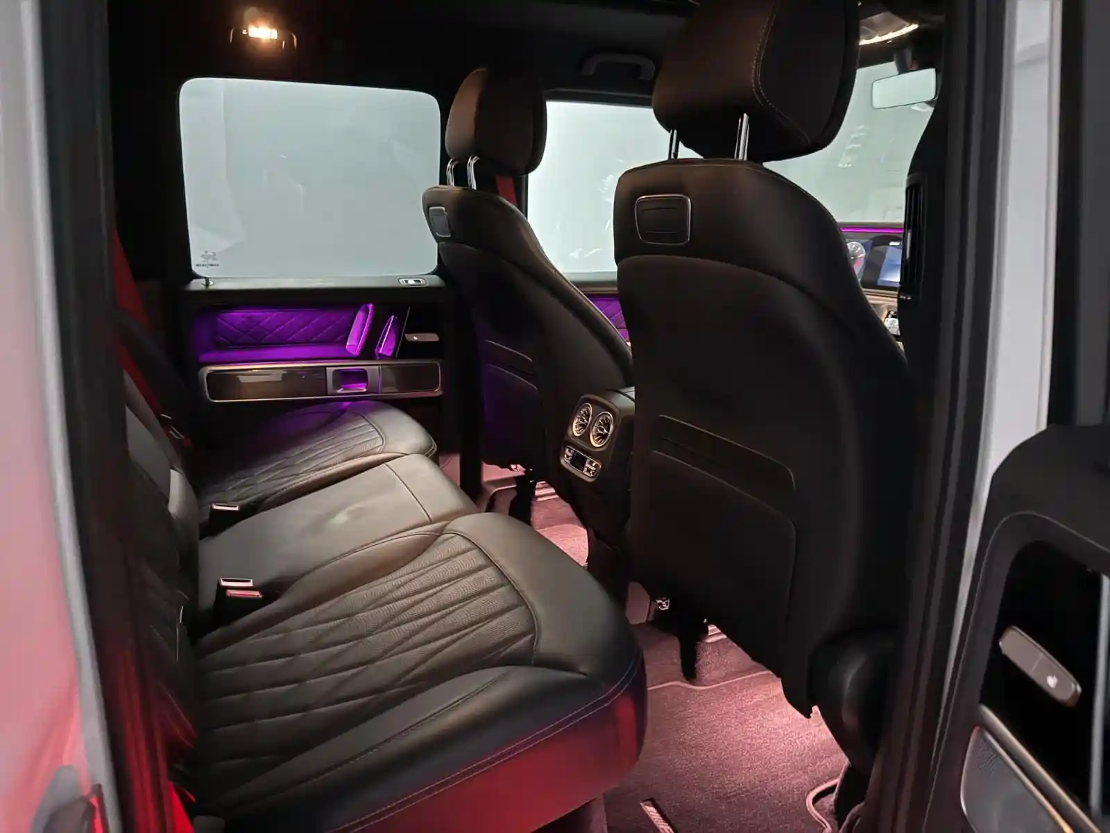 Mercedes-Benz G 500