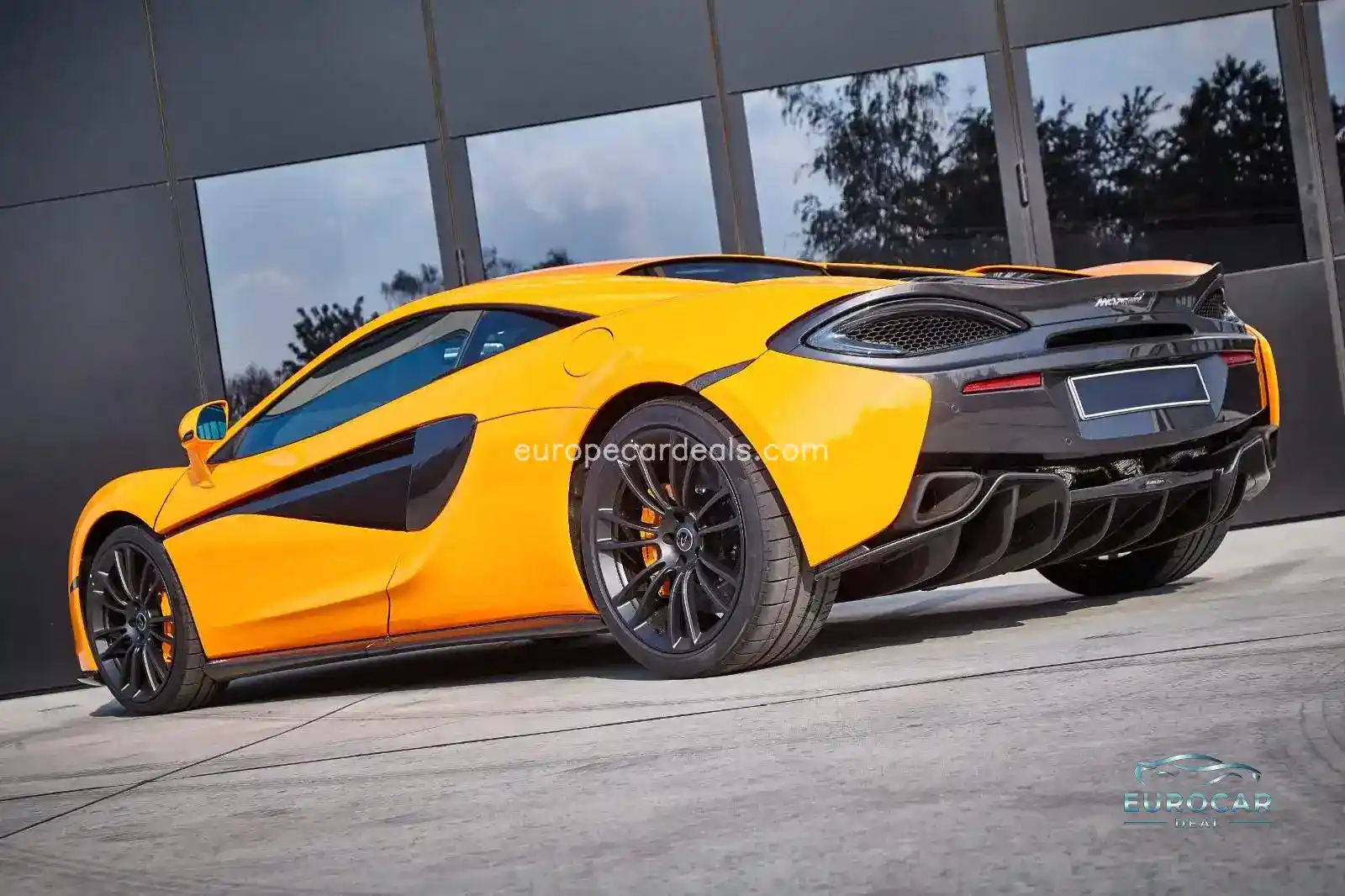 McLaren 570S