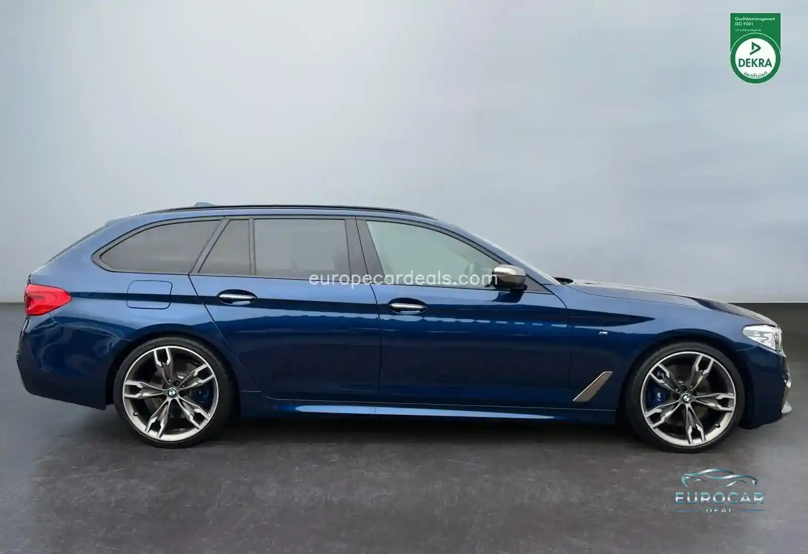BMW M550