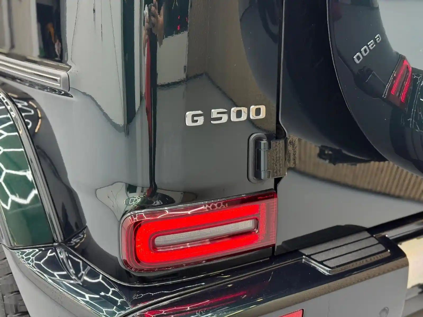Mercedes-Benz G 500