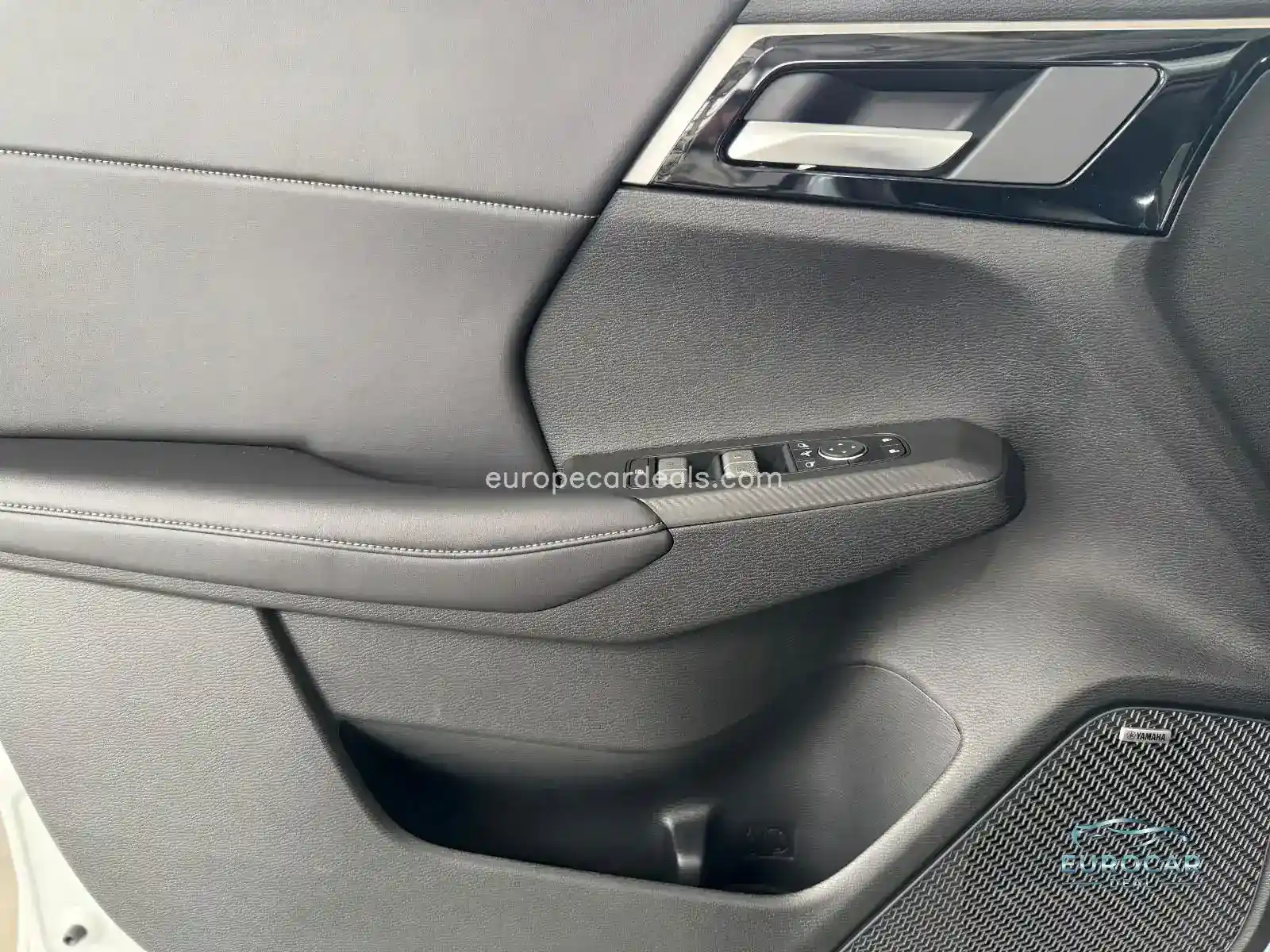 Mitsubishi Plug-in Hybrid Outlander
