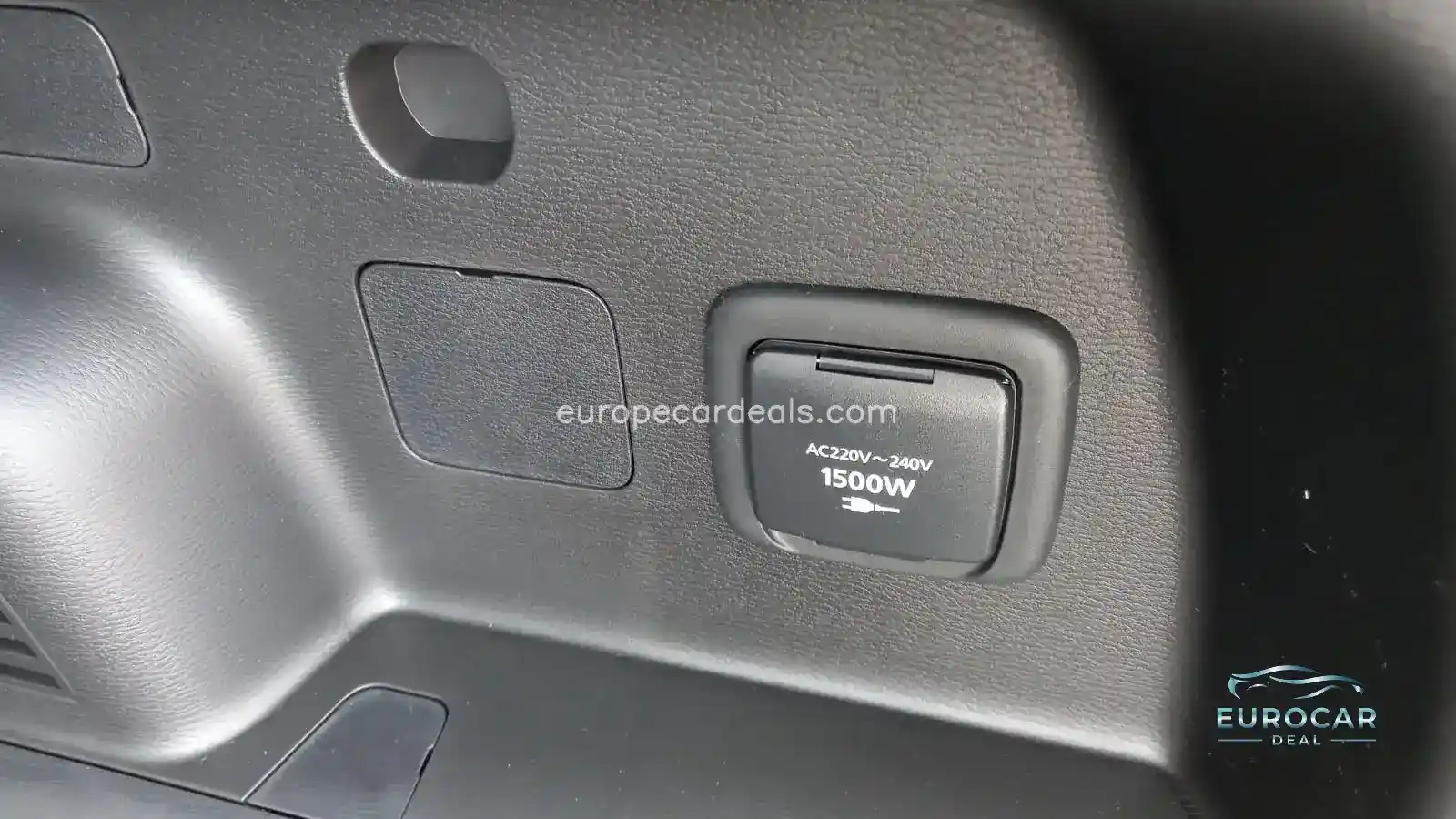 Mitsubishi Plug-in Hybrid Outlander