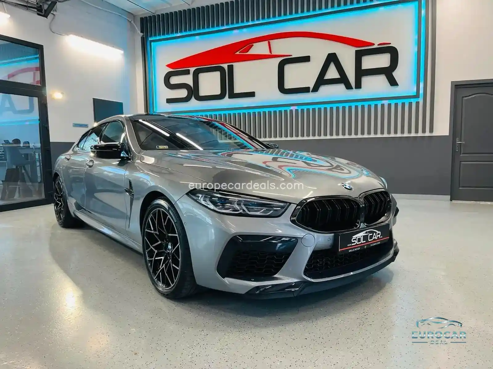 BMW M8