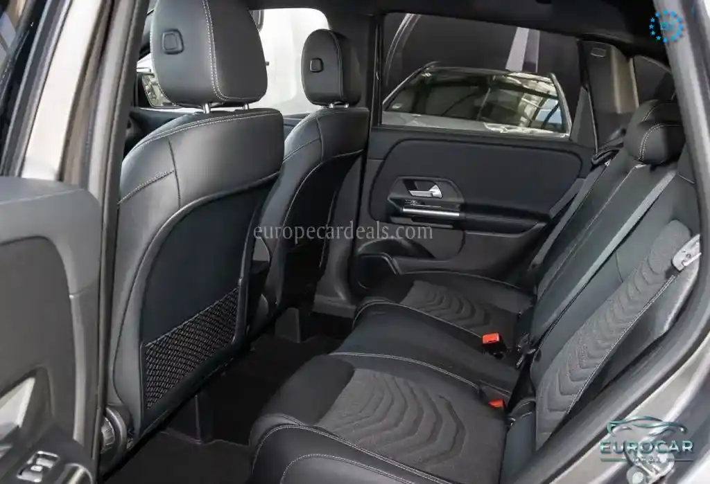 Mercedes-Benz B 220