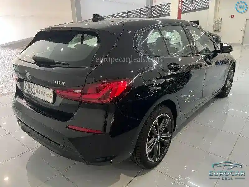 BMW 118