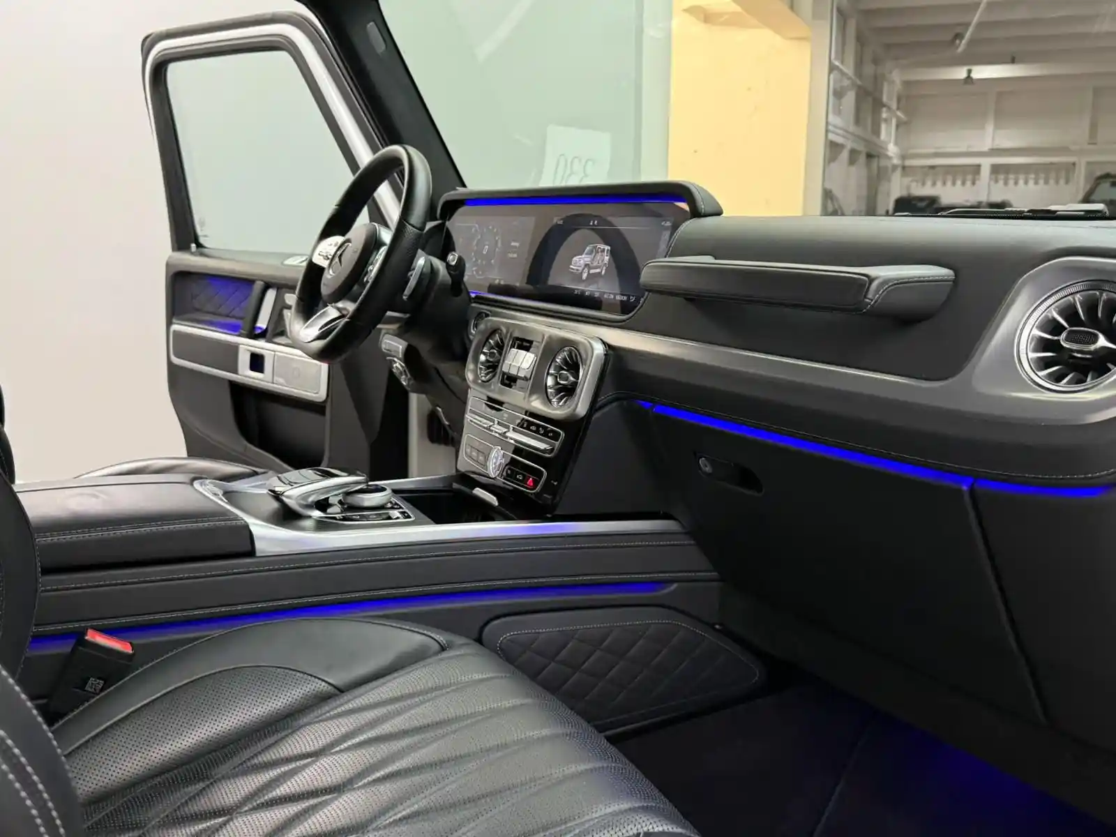 Mercedes-Benz G 500