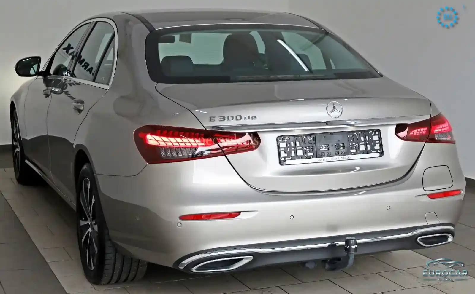 Mercedes-Benz E 300