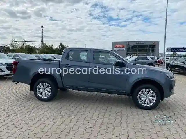 D-MAX 4×4 LS A/T DoubleCab