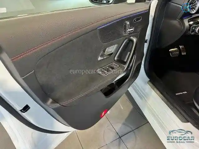 Mercedes-Benz CLA 180 Shooting Brake