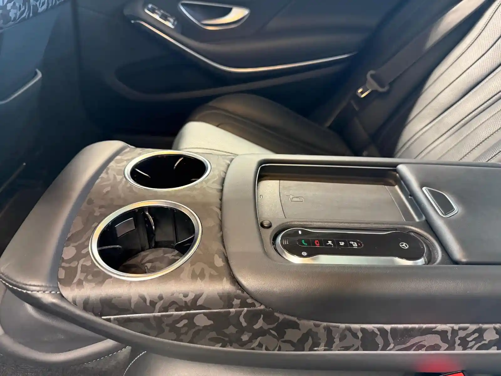 Mercedes-Benz S 560