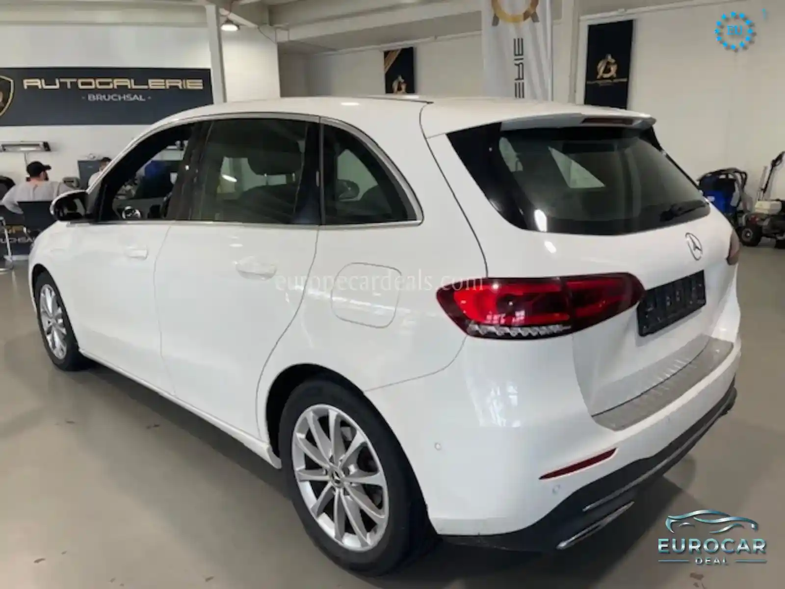 Mercedes-Benz B 200