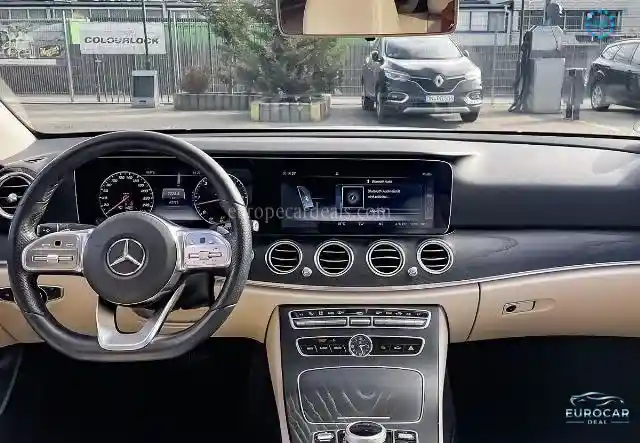 Mercedes-Benz E 400
