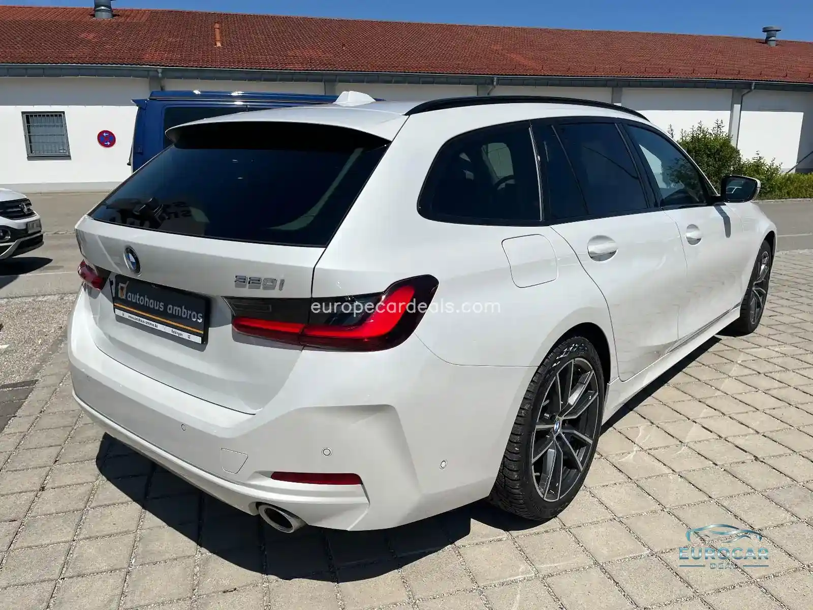 BMW 320