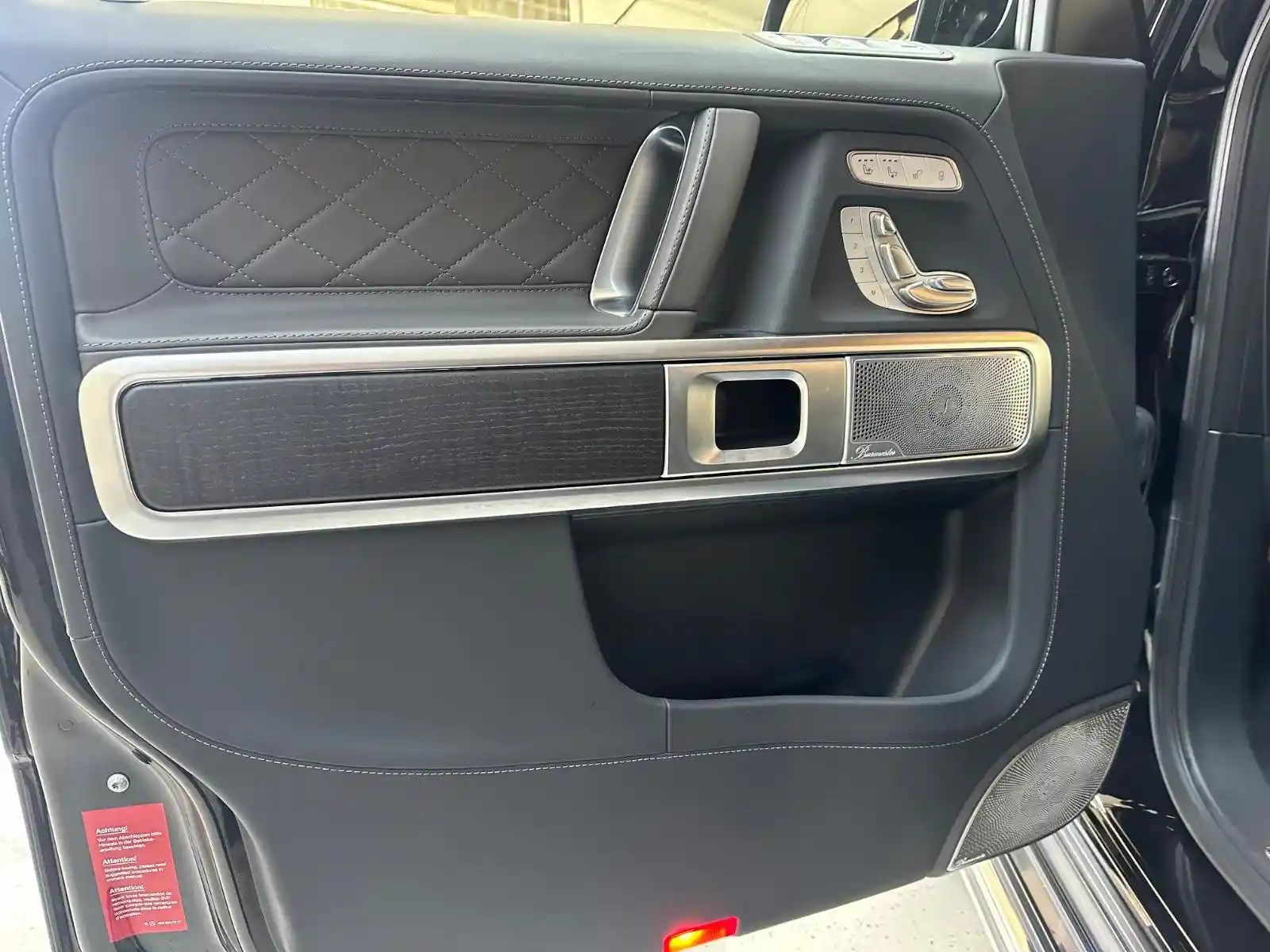 Mercedes-Benz G 500