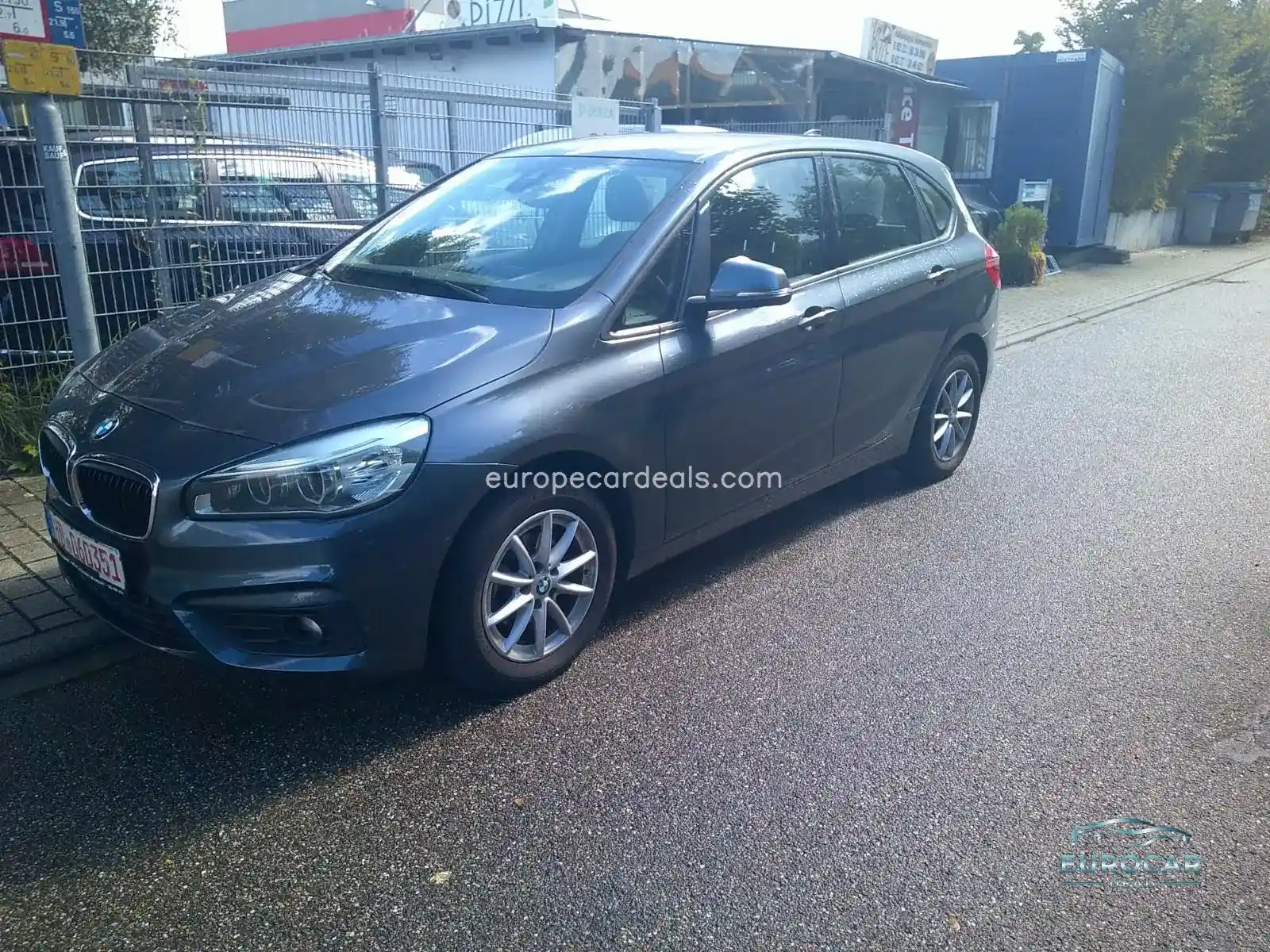 BMW 216
