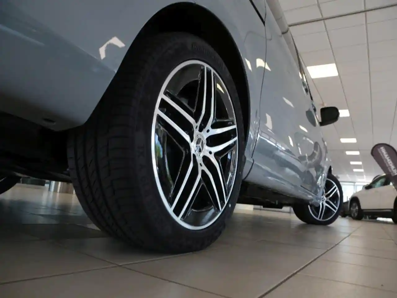 Mercedes-Benz V 300