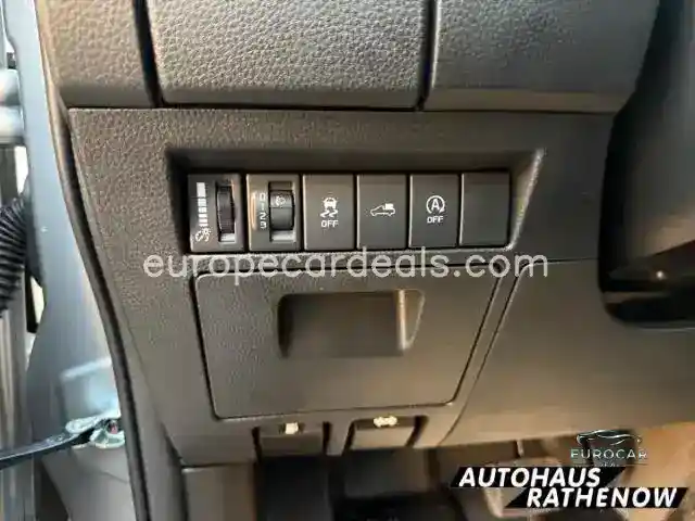 Single Cab 4WD L MY2025*Spurhalteass.*Verk