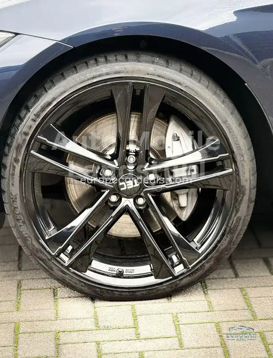 BMW 440
