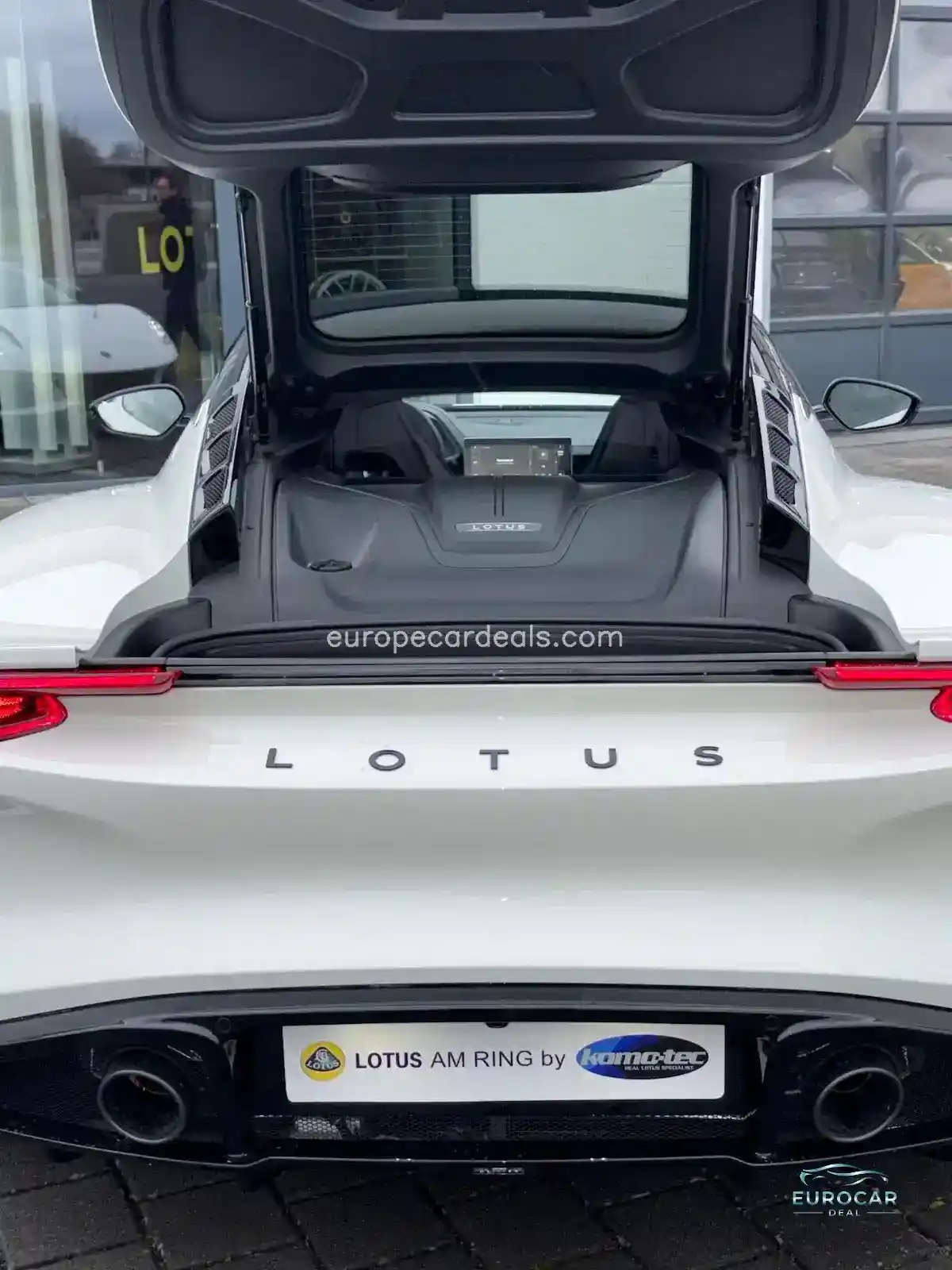 Lotus Emira