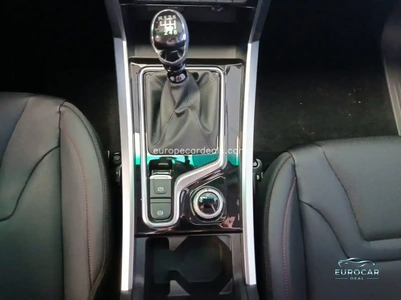 JAC 8 Pro