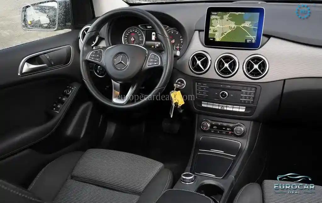 Mercedes-Benz B 200