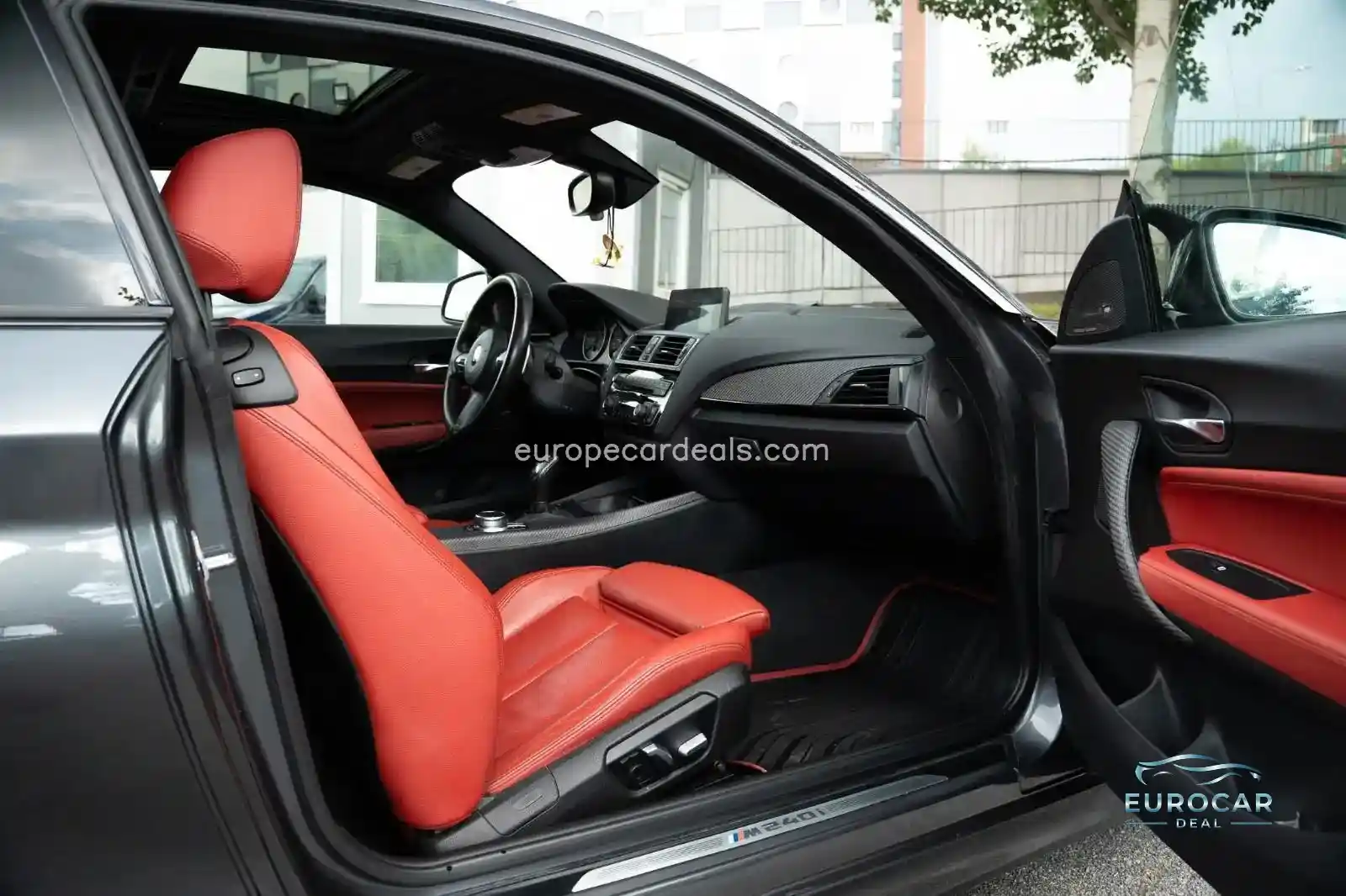 BMW M240i