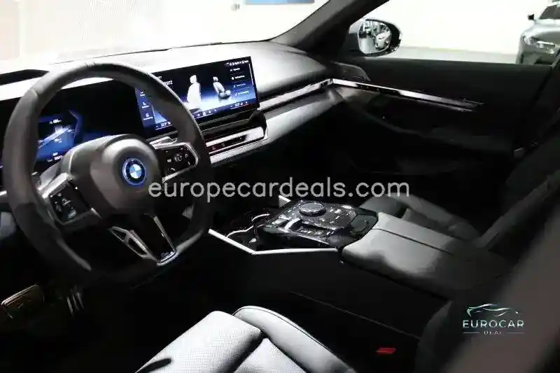 BMW i5
