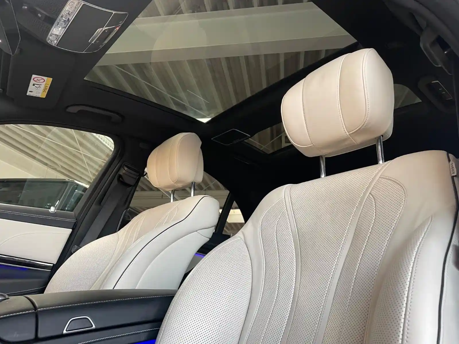 Mercedes-Benz S 560