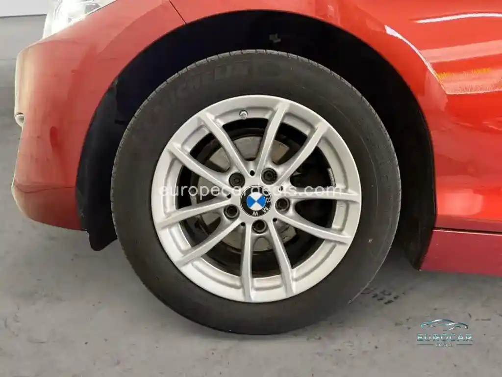 BMW 218