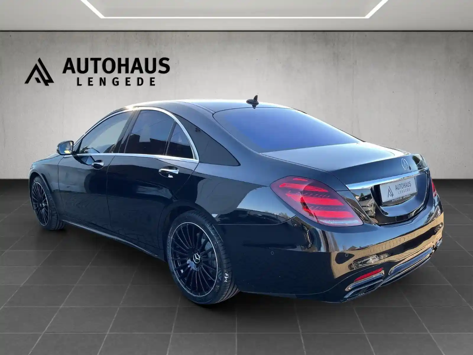 Mercedes-Benz S 560