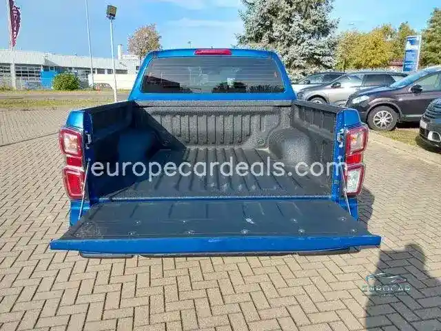 V-Cross Double Cab 1.9 4×4, LED,Apple Carp
