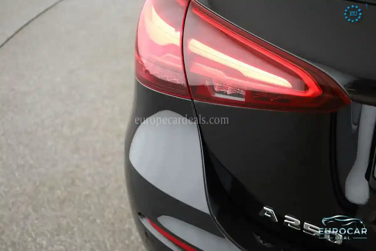 Mercedes-Benz A 250