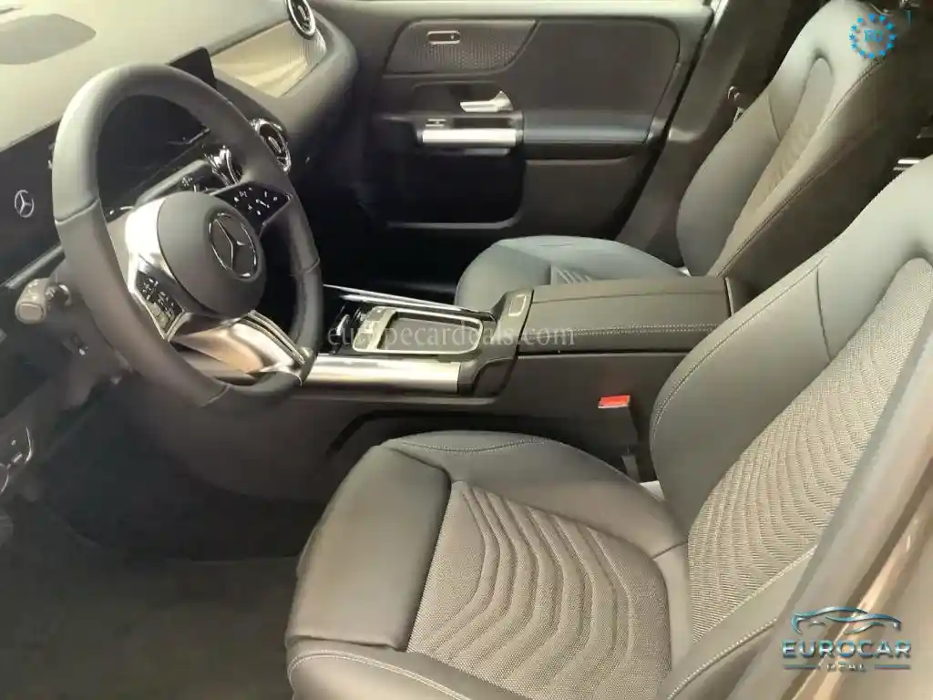 Mercedes-Benz B 220