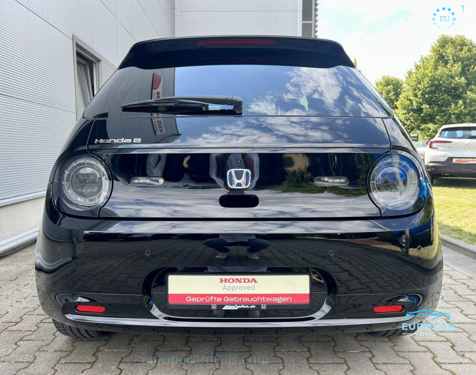 Honda e