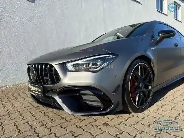 Mercedes-Benz CLA 45 AMG Shooting Brake