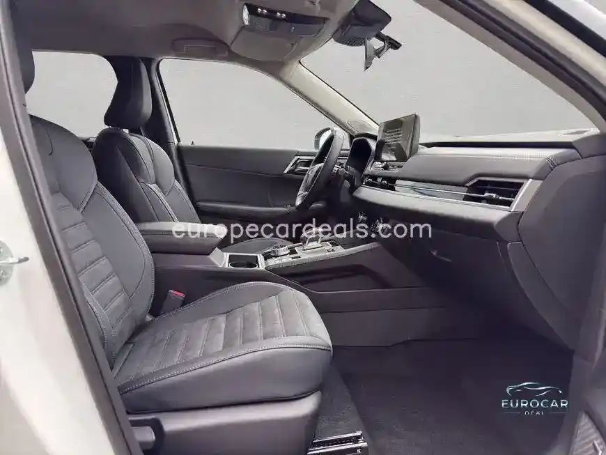 Mitsubishi Plug-in Hybrid Outlander
